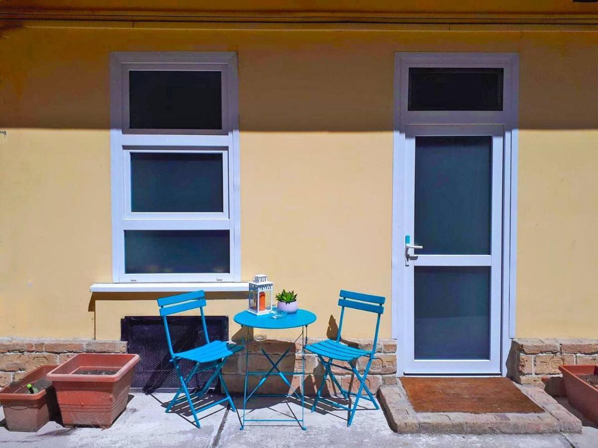 Modern Stylish 2 Bedroom Holiday Apartment Budapest Exterior foto